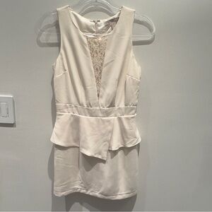 Forever 21 Cream Lace Ruffle Dress Size XS